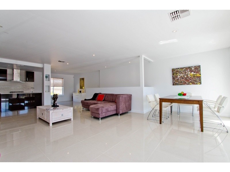 70 Newland Avenue, Marino SA 5049