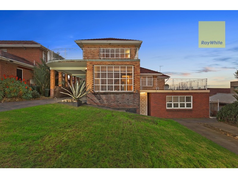 18 Renwick Street, West Beach SA 5024