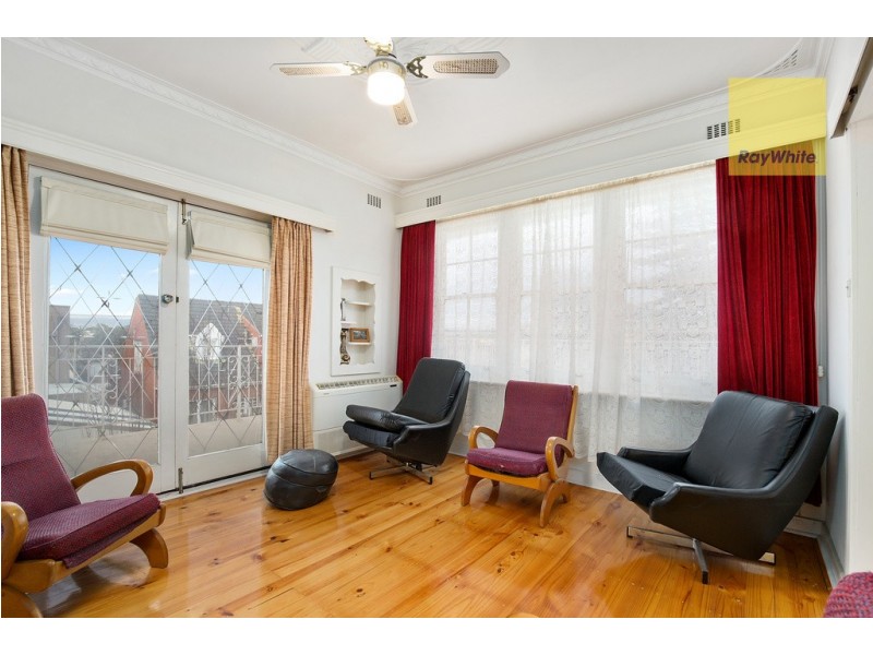 18 Renwick Street, West Beach SA 5024