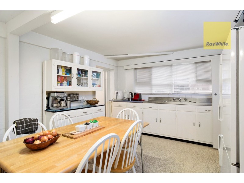 18 Renwick Street, West Beach SA 5024