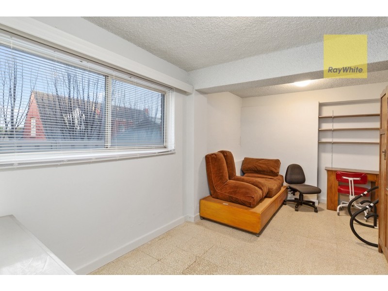 18 Renwick Street, West Beach SA 5024