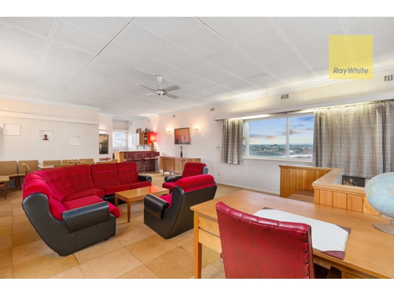 18 Renwick Street, West Beach SA 5024