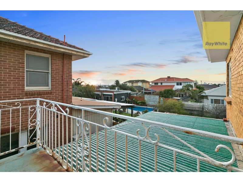 18 Renwick Street, West Beach SA 5024