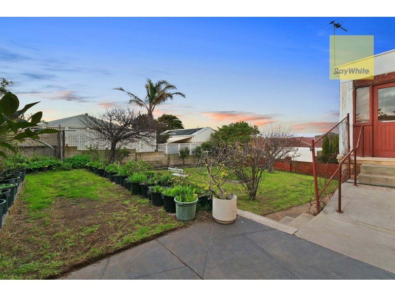 18 Renwick Street, West Beach SA 5024