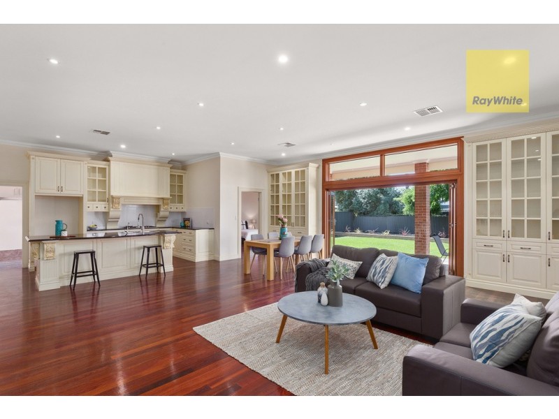 6 Kyeema Avenue, Cumberland Park SA 5041