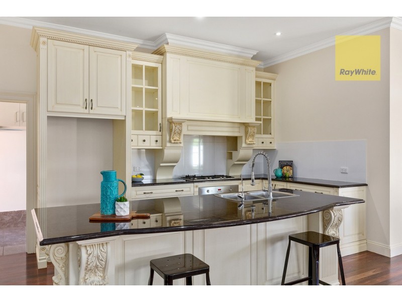 6 Kyeema Avenue, Cumberland Park SA 5041