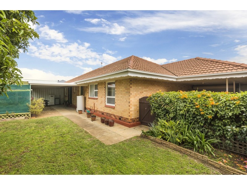 16 Columbine Avenue, West Lakes Shore SA 5020