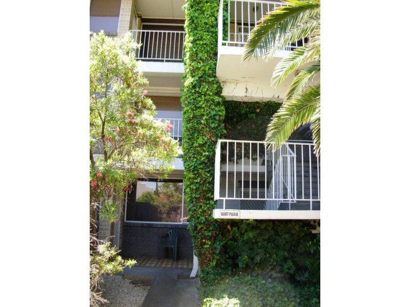 4/27 High Street, Glenelg SA 5045