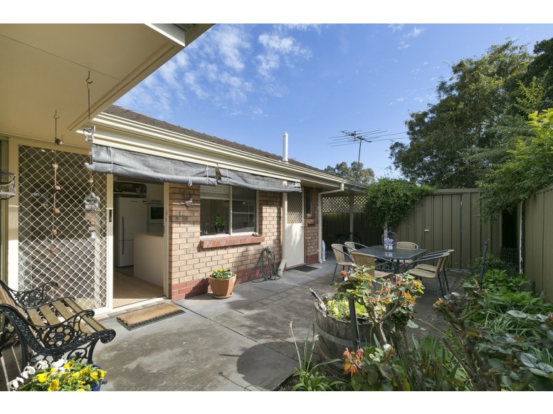 1/14c Almond Grove, Glandore SA 5037