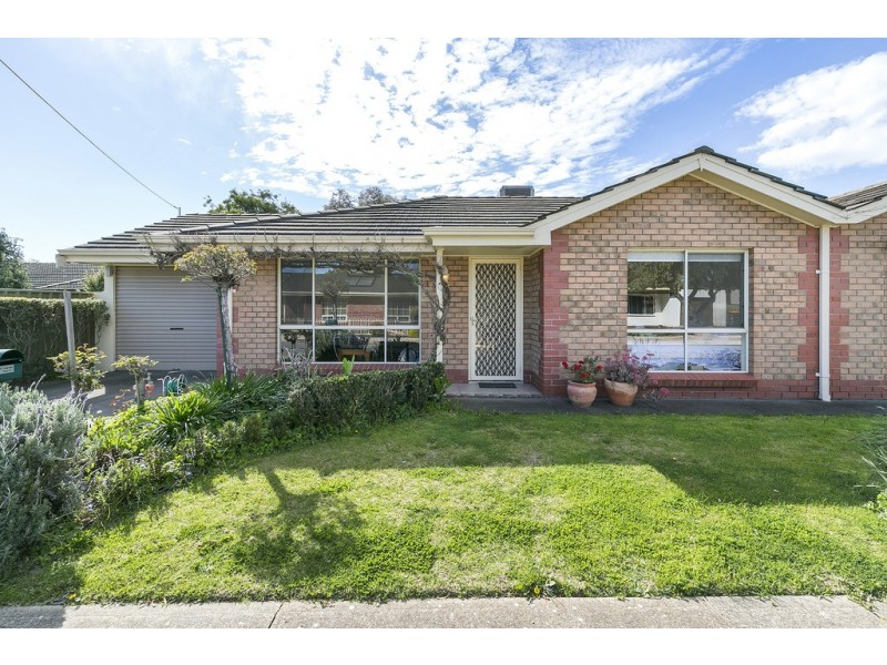 1/14c Almond Grove, Glandore SA 5037