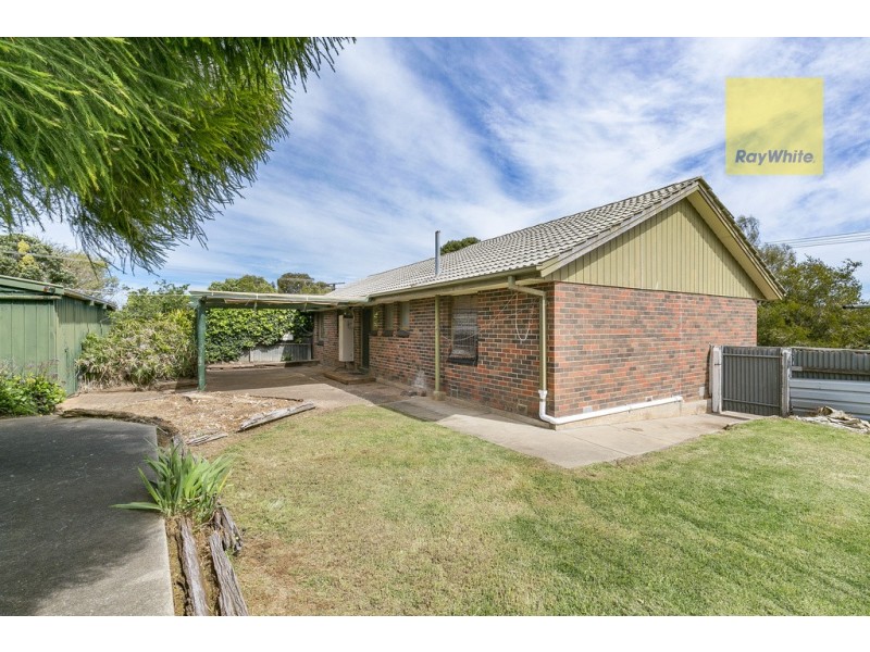 21 Fabian Crescent, Morphett Vale SA 5162