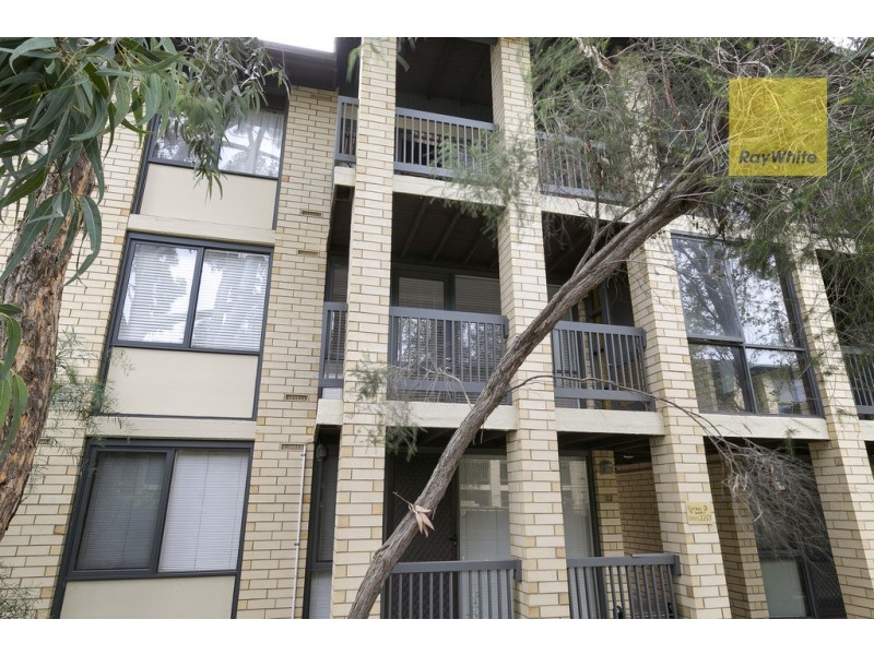 24/3 Ferguson Street, Glenelg North SA 5045