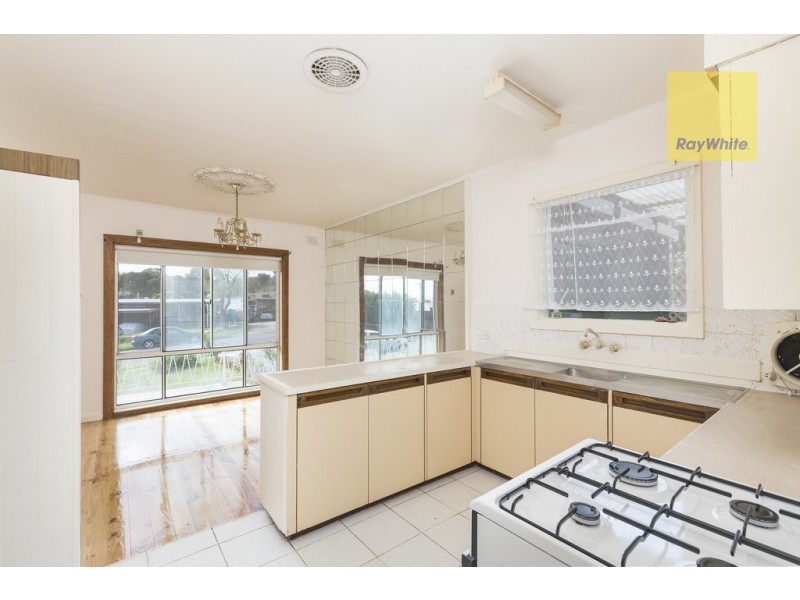 4 Braeside Avenue, Seacombe Heights SA 5047