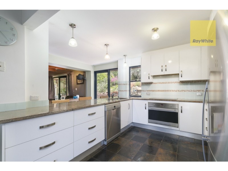 9 Stanbury Avenue, Happy Valley SA 5159