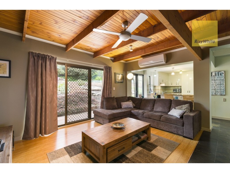 9 Stanbury Avenue, Happy Valley SA 5159