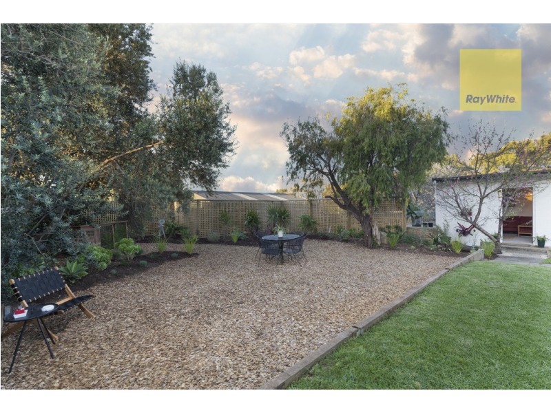 11 Aaron Avenue, Darlington SA 5047