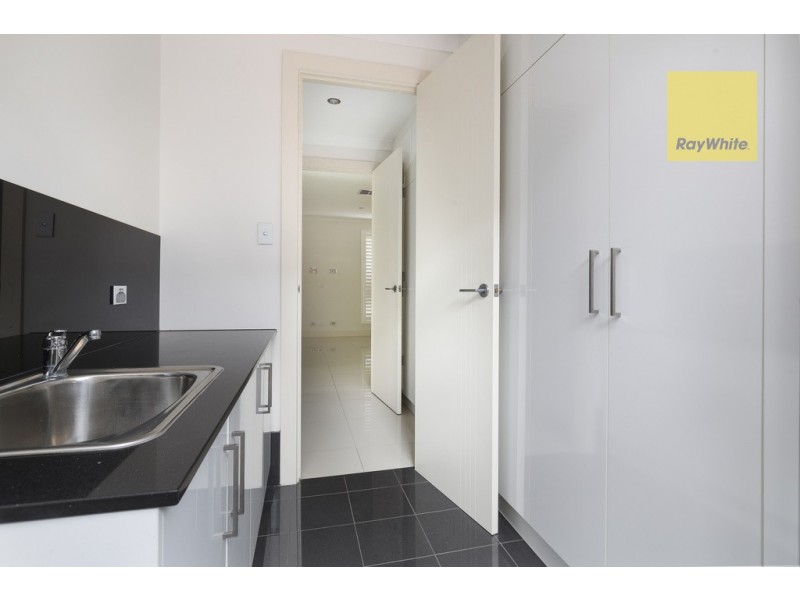 13 Fawnbrake Crescent, West Beach SA 5024