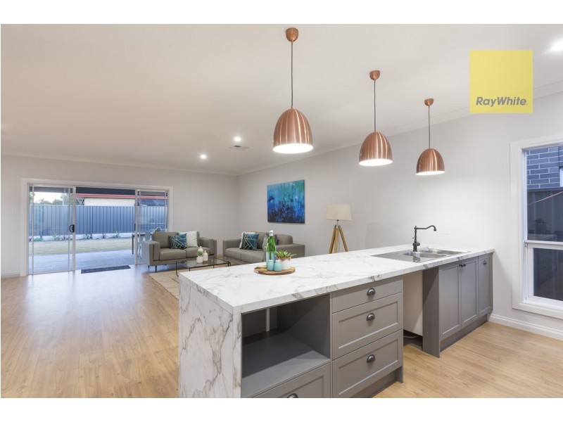 73 Wallala Avenue, Park Holme SA 5043