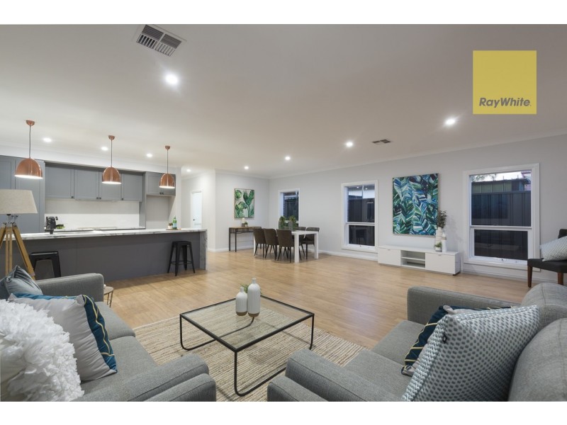 73 Wallala Avenue, Park Holme SA 5043