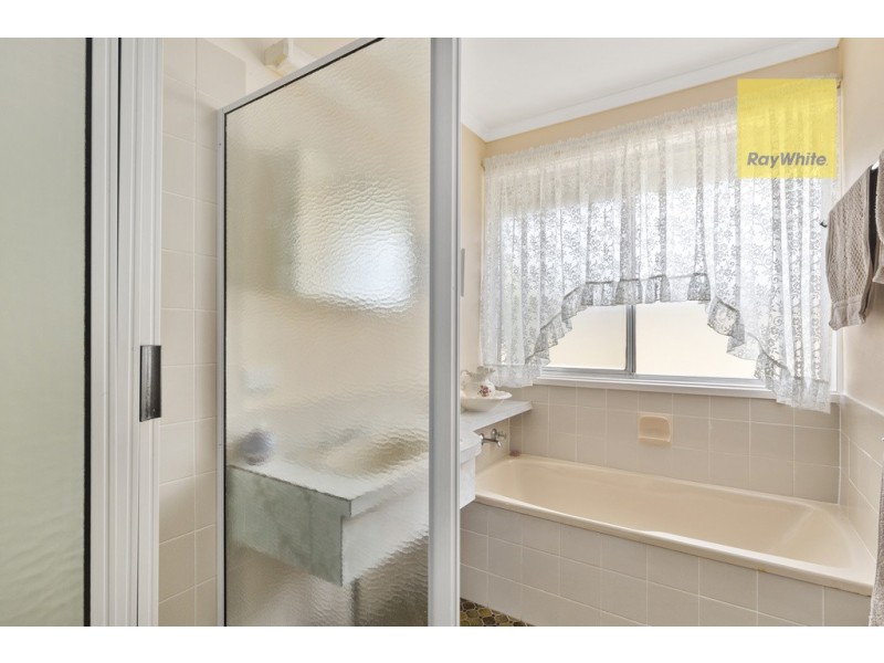 12 York Street, Happy Valley SA 5159