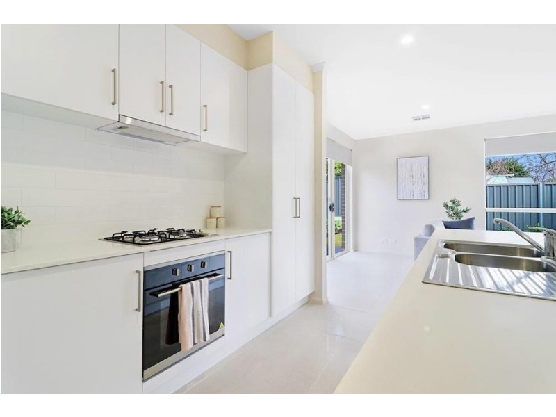 6 Torquay Road, Sturt SA 5047