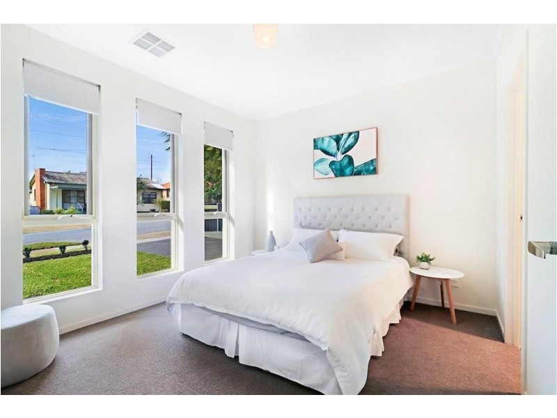 6 Torquay Road, Sturt SA 5047