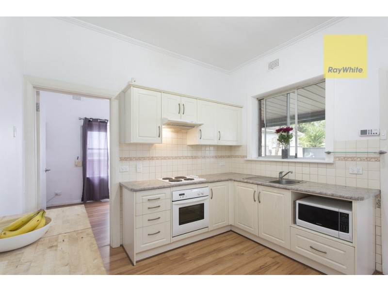 5 Beare Avenue, North Plympton SA 5037