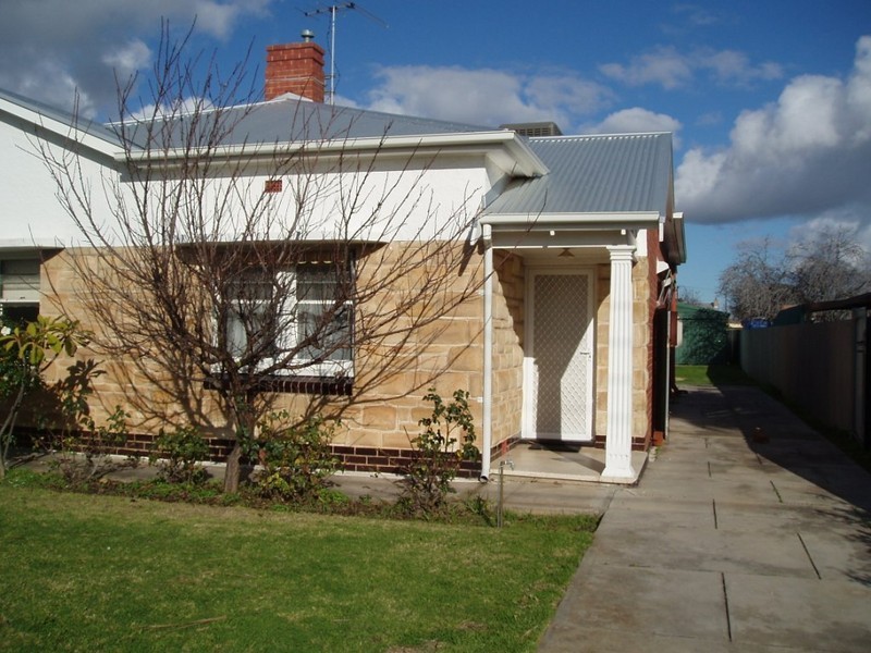 38 Pleasant Avenue, Glandore SA 5037