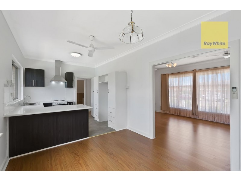 1 Betty Street, Marion SA 5043