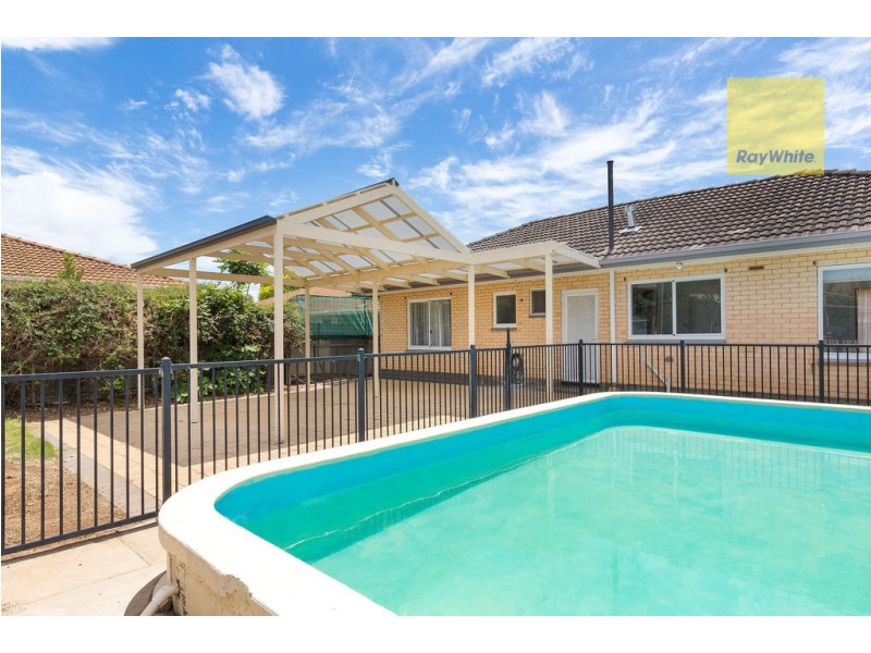 1 Betty Street, Marion SA 5043