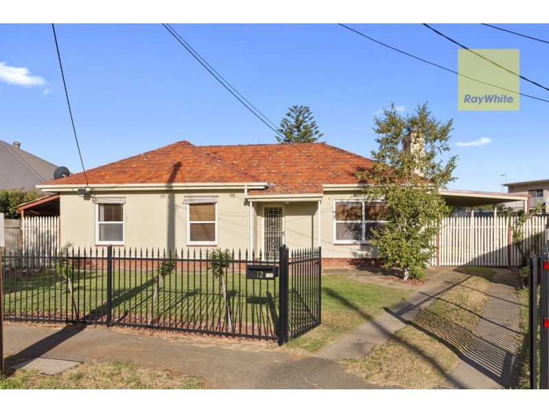 12 Gladys Street, Clarence Gardens SA 5039