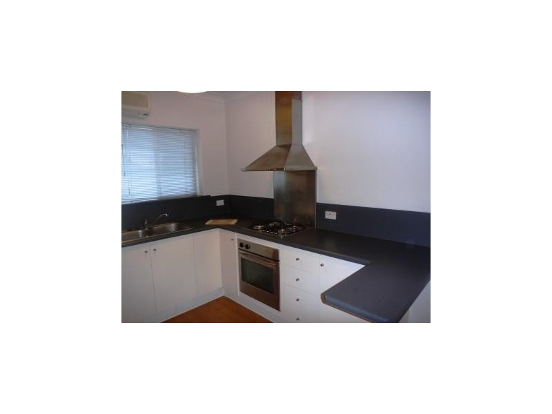 4/26 Wellington Street, Glandore SA 5037
