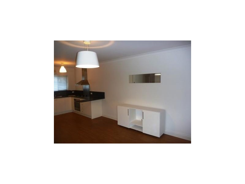 4/26 Wellington Street, Glandore SA 5037