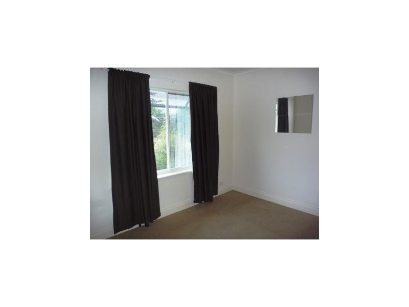 4/26 Wellington Street, Glandore SA 5037
