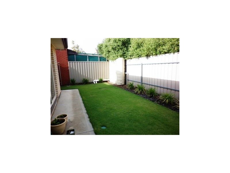 1a  Winifred Avenue, Glandore SA 5037