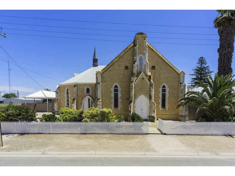 8 Stirling Street, Wallaroo SA 5556