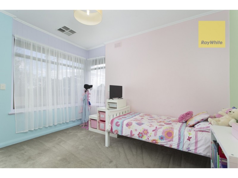 13 Cairns Avenue, Warradale SA 5046