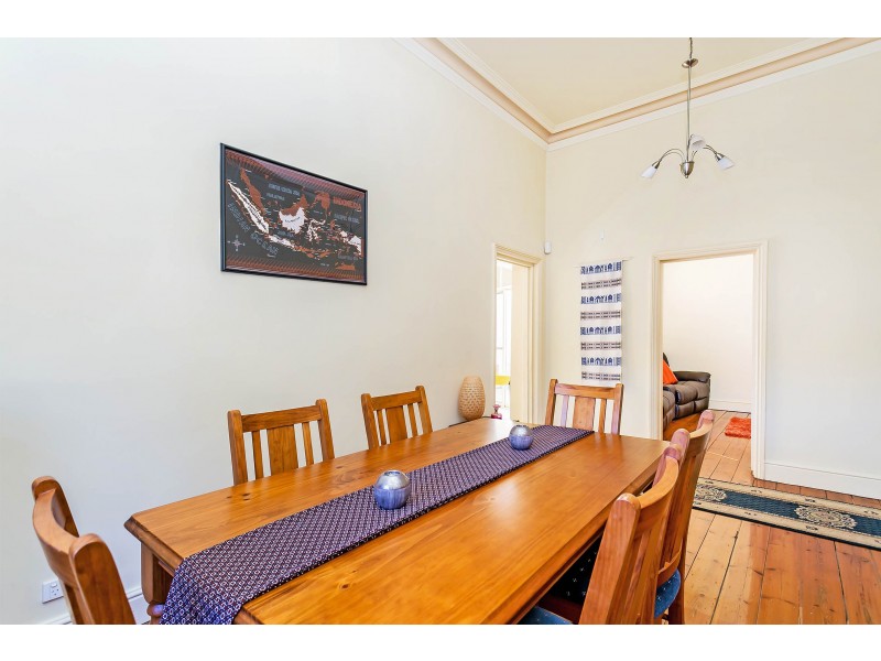 239 Robin Road, Semaphore SA 5019