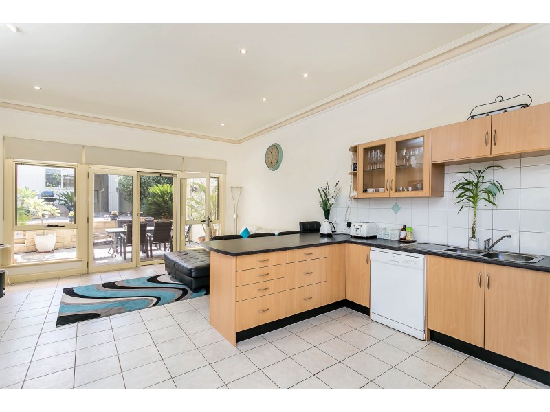 239 Robin Road, Semaphore SA 5019