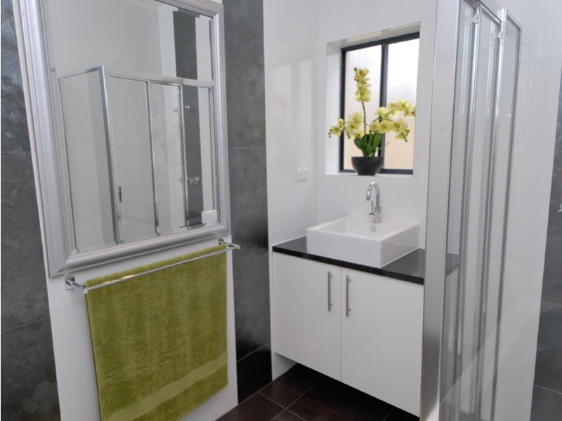 94 Raglan Avenue, South Plympton SA 5038