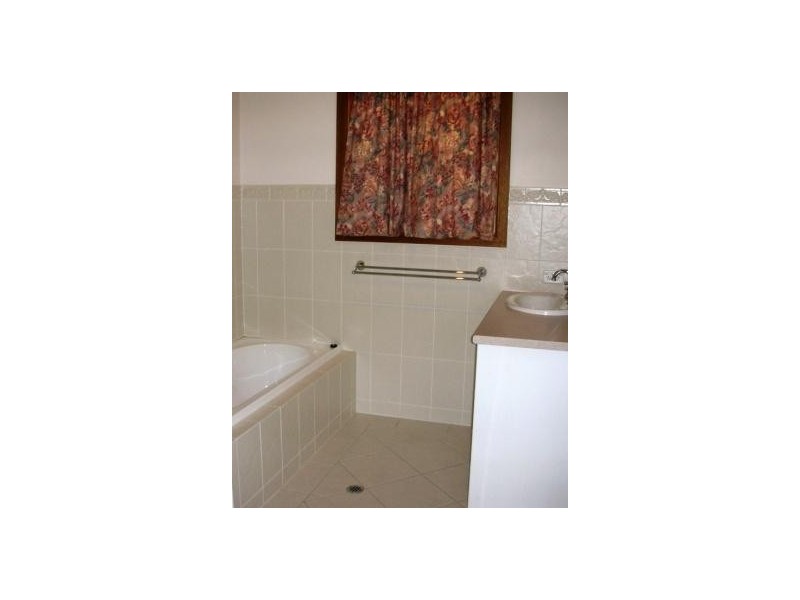 20 Margaret Street, Glandore SA 5037