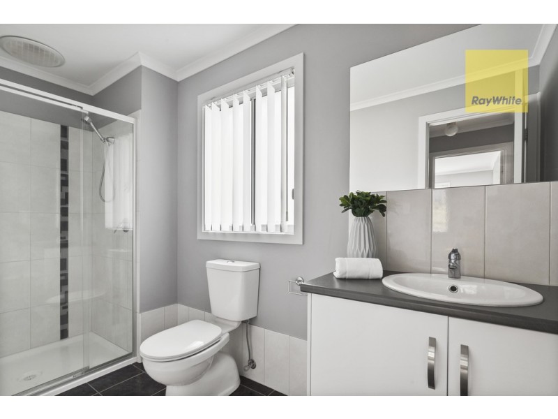 17 Jarrad Road, Happy Valley SA 5159