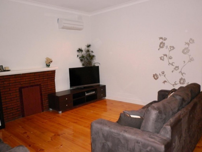 10 Seventh Avenue, Ascot Park SA 5043