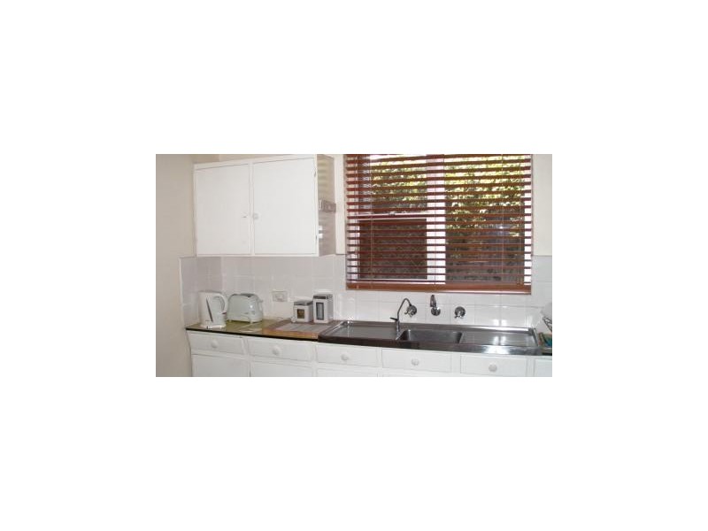 4/16 Sandison Terrace, Glenelg North SA 5045