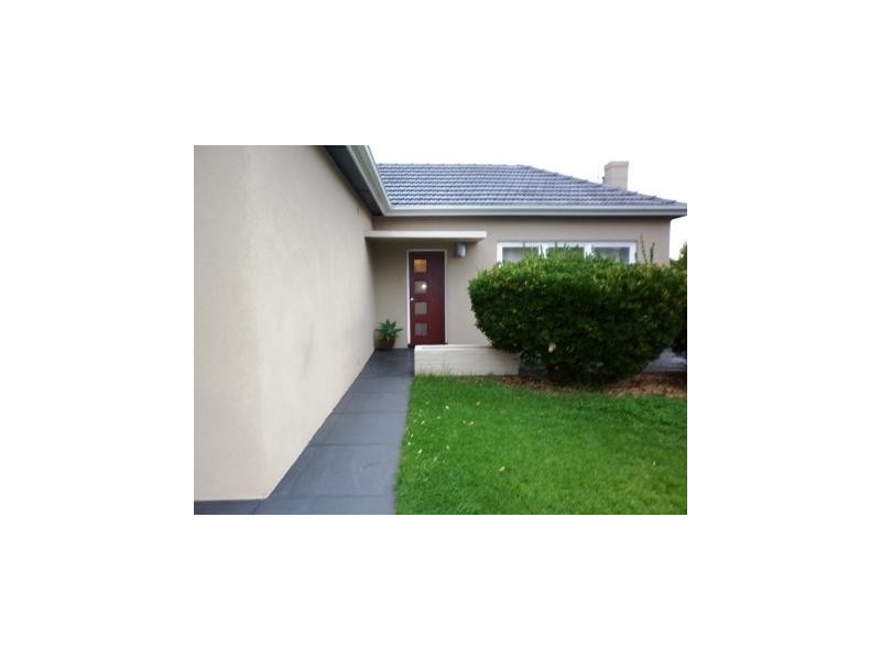 94 Raglan Avenue, South Plympton SA 5038