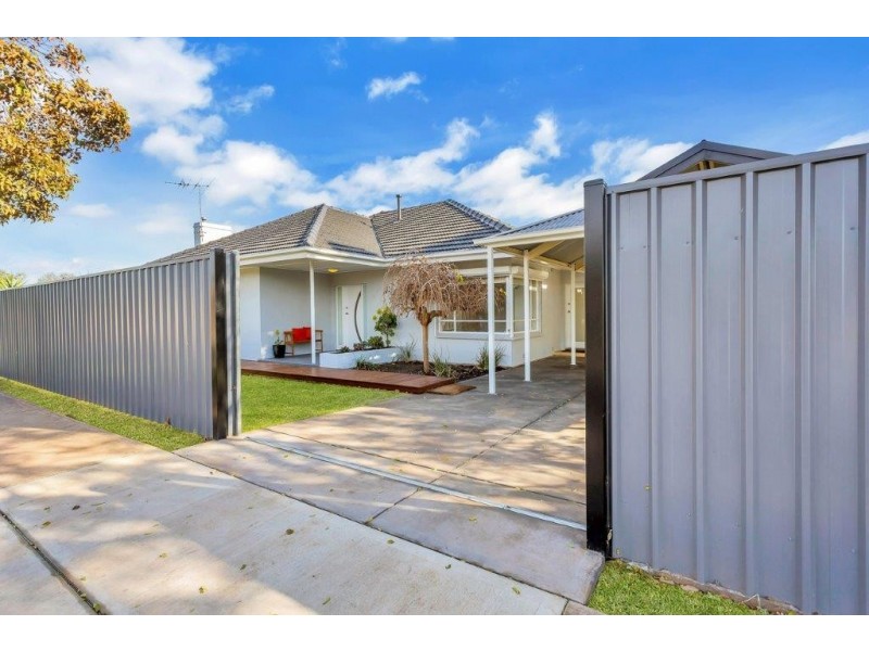 15 Glen Lossie Street, Woodville South SA 5011