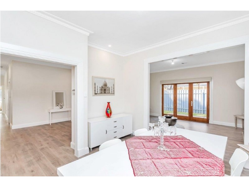 15 Glen Lossie Street, Woodville South SA 5011