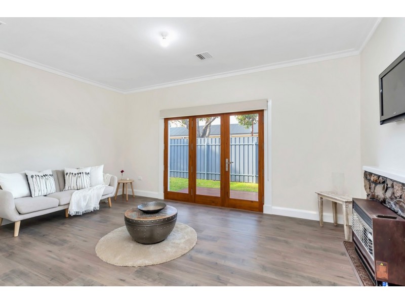15 Glen Lossie Street, Woodville South SA 5011