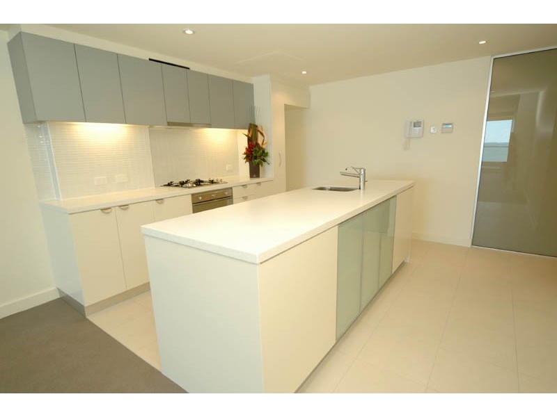 402/19 Holdfast Promenade, Glenelg SA 5045