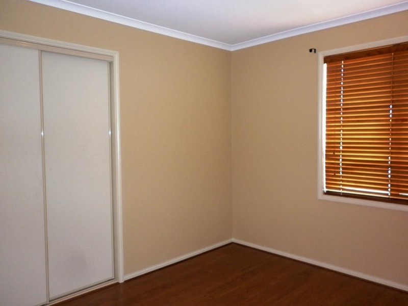 24 Ingleton Drive, Hallett Cove SA 5158